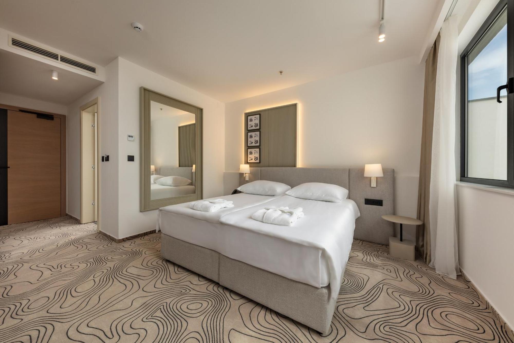 Seesea Hotel Vodice Kültér fotó